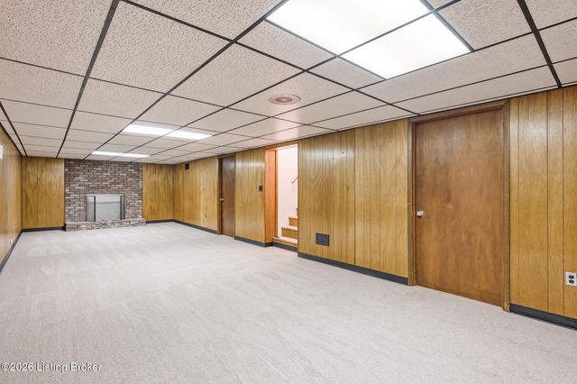 4207 Final Dr, Louisville, KY 40219