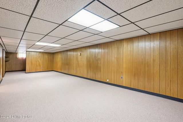 4207 Final Dr, Louisville, KY 40219