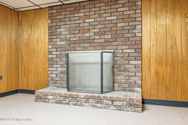 4207 Final Dr, Louisville, KY 40219