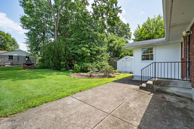4207 Final Dr, Louisville, KY 40219