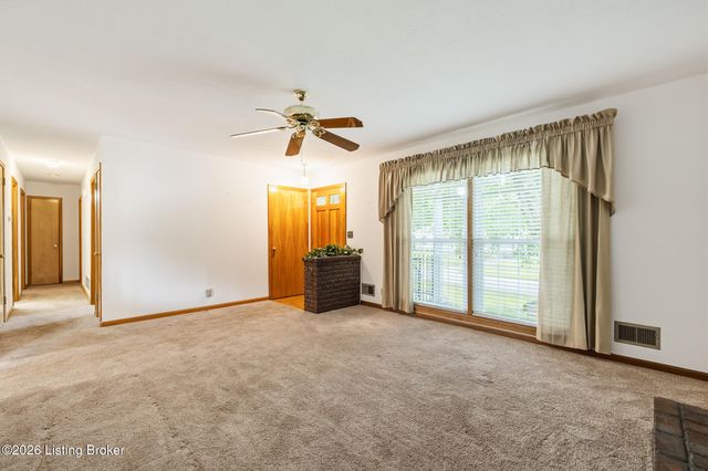 4207 Final Dr, Louisville, KY 40219