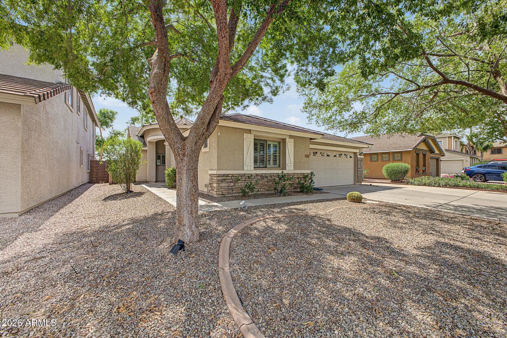 2401 W SILVER STREAK Way, San Tan Valley, AZ 85144 — photo 3