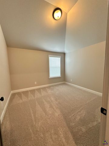 717 Lindsey Brooke Trace, Bonaire, GA 31005