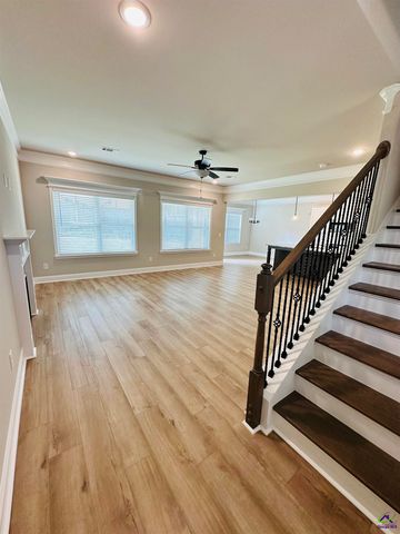 717 Lindsey Brooke Trace, Bonaire, GA 31005