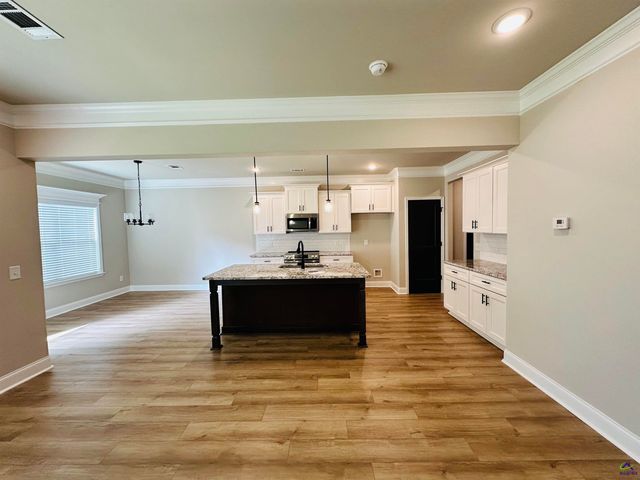 717 Lindsey Brooke Trace, Bonaire, GA 31005