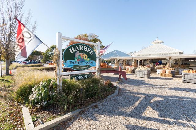 1995 Ruth Road, Mattituck, NY 11952