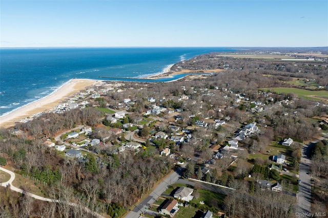 1995 Ruth Road, Mattituck, NY 11952