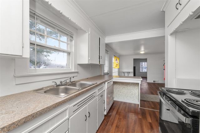 4310 W Michigan Avenue, Kalamazoo, MI 49006