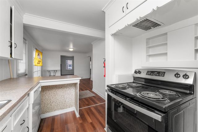 4310 W Michigan Avenue, Kalamazoo, MI 49006