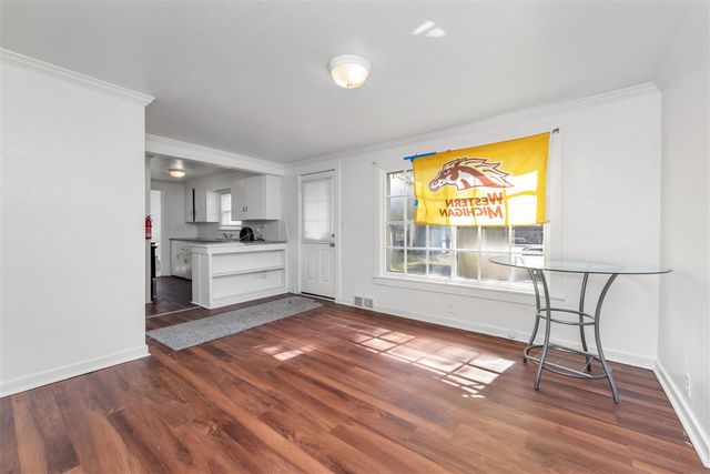 4310 W Michigan Avenue, Kalamazoo, MI 49006