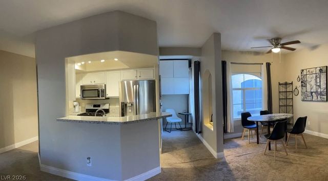 2975 Bluegrass Lane 821, Henderson, NV 89074