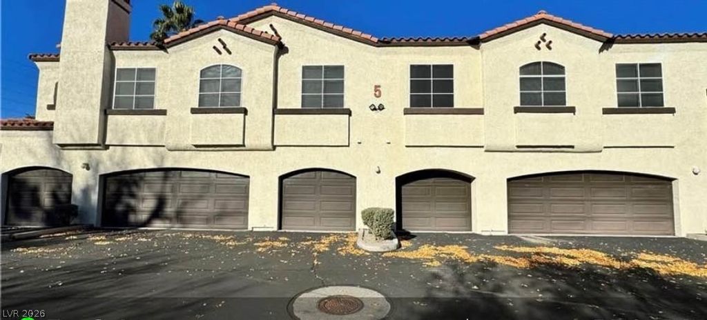 2975 Bluegrass Lane 821, Henderson, NV 89074