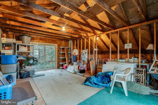 2340 RALEIGH DR, Lancaster, PA 17601