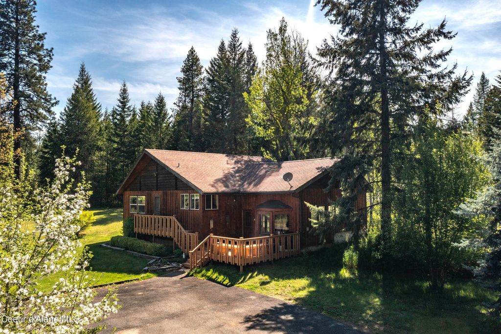 249 Gun Club Rd, Sagle, ID 83860