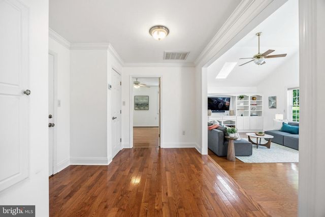 1528 PALM CT, Pasadena, MD 21122