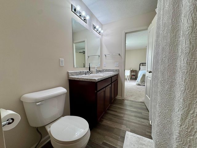 126 Twin Creek Way, Lancaster, OH 43130