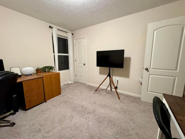 126 Twin Creek Way, Lancaster, OH 43130