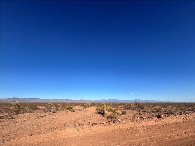 Lot 3 N Dilkon Rd., Golden Valley, AZ 86413
