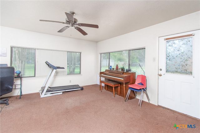 531 Santa Rosa Road, Salado, TX 76571