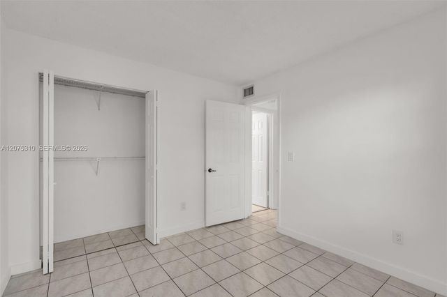 426 NE 210th Cir Terrace 103-2, Miami, FL 33179