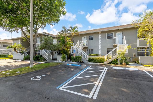 426 NE 210th Cir Terrace 103-2, Miami, FL 33179