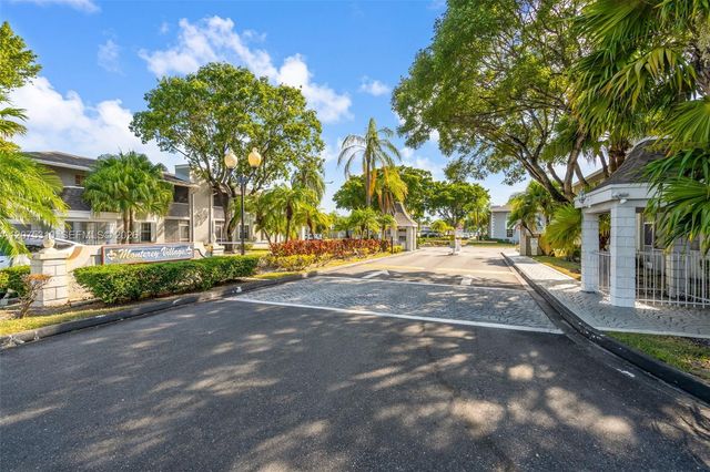 426 NE 210th Cir Terrace 103-2, Miami, FL 33179