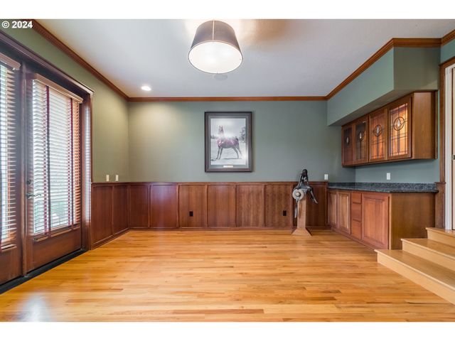 37691 Upper Camp Creek Rd, Springfield, OR 97478