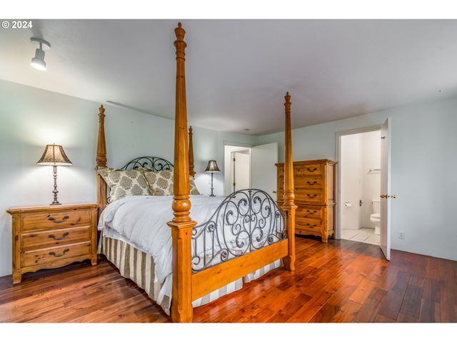 37691 Upper Camp Creek Rd, Springfield, OR 97478