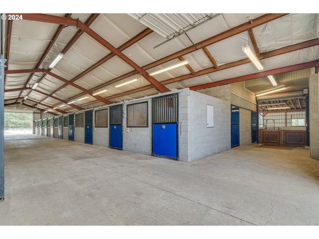 37691 Upper Camp Creek Rd, Springfield, OR 97478