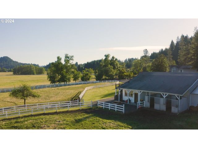37691 Upper Camp Creek Rd, Springfield, OR 97478