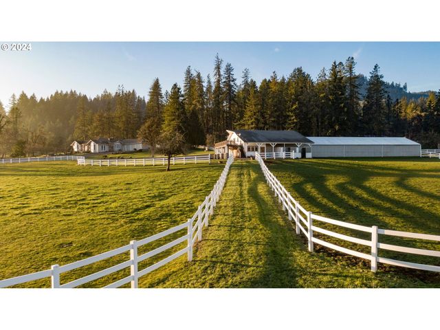 37691 Upper Camp Creek Rd, Springfield, OR 97478