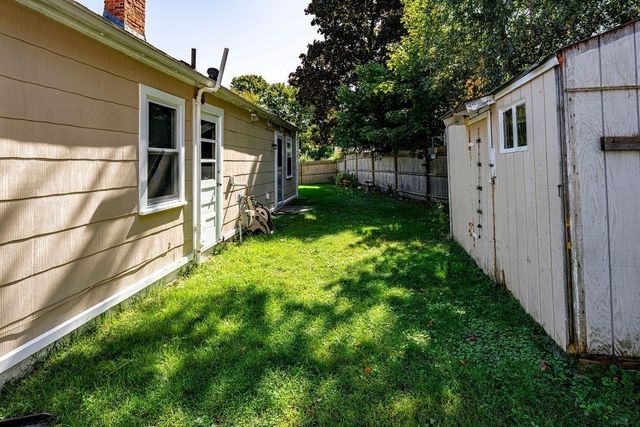 201 Stoughton St, Stoughton, MA 02072