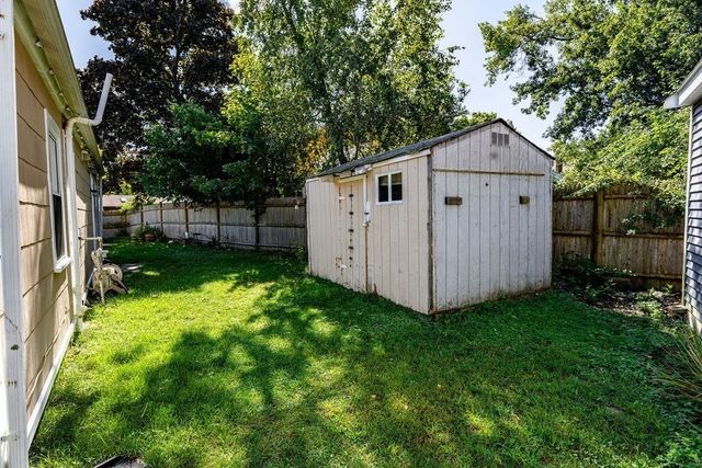201 Stoughton St, Stoughton, MA 02072