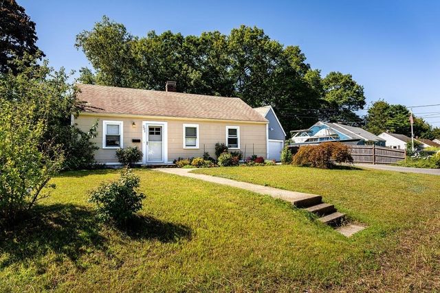 201 Stoughton St, Stoughton, MA 02072