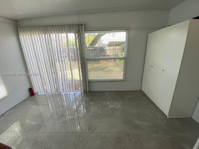 112 Ronald Road, West Park, FL 33023