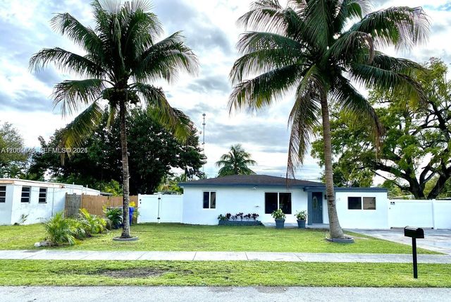 112 Ronald Road, West Park, FL 33023