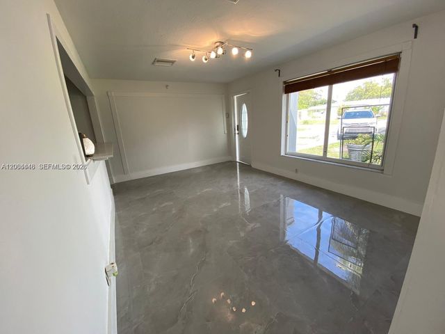 112 Ronald Road, West Park, FL 33023