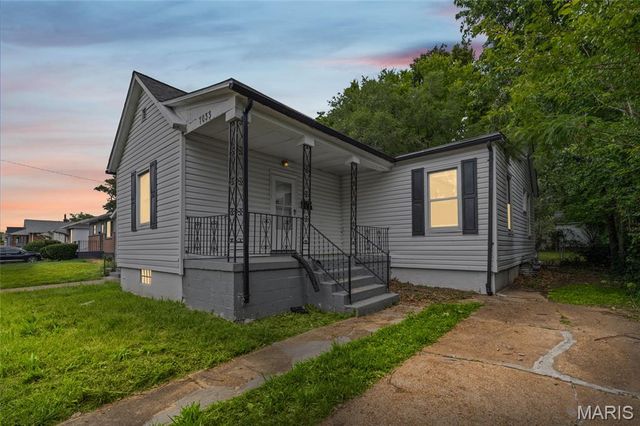 7033 Julian Avenue, University City, MO 63130