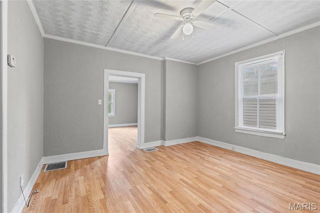 7033 Julian Avenue, University City, MO 63130
