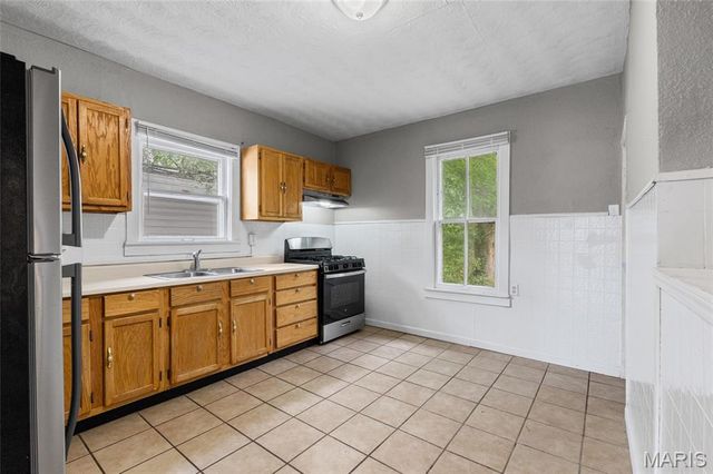 7033 Julian Avenue, University City, MO 63130