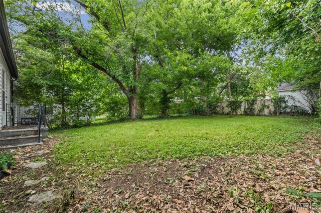 7033 Julian Avenue, University City, MO 63130