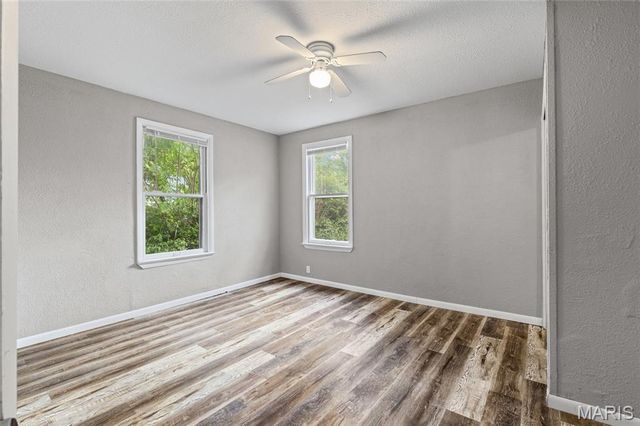 7033 Julian Avenue, University City, MO 63130