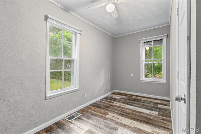 7033 Julian Avenue, University City, MO 63130