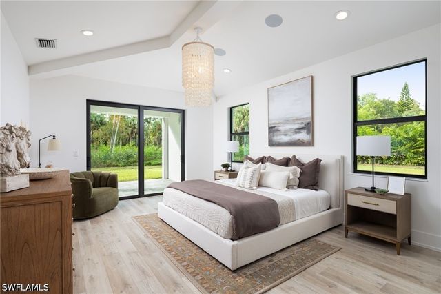 5772 GREEN BLVD, Naples, FL 34116