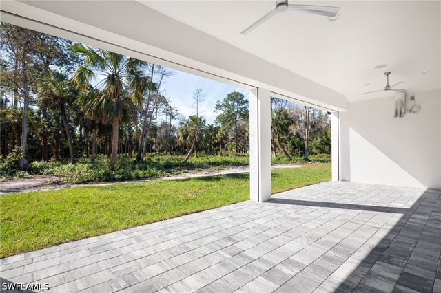 5772 GREEN BLVD, Naples, FL 34116