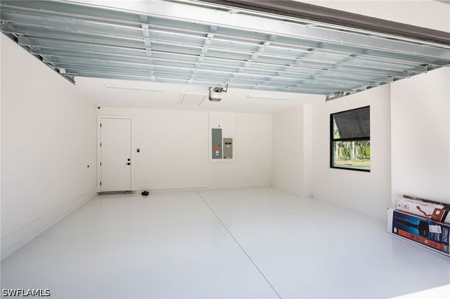 5772 GREEN BLVD, Naples, FL 34116