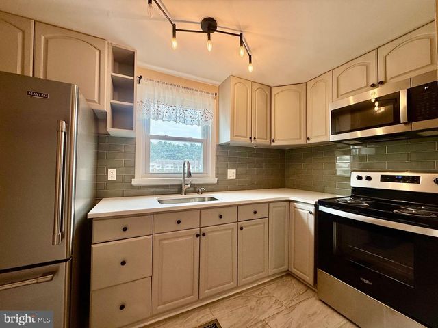 367 E HECTOR ST, Conshohocken, PA 19428