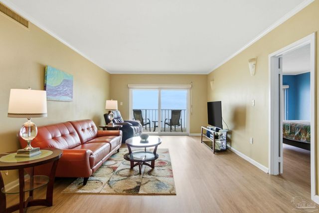 615 Bayshore Dr 502, Pensacola, FL 32507