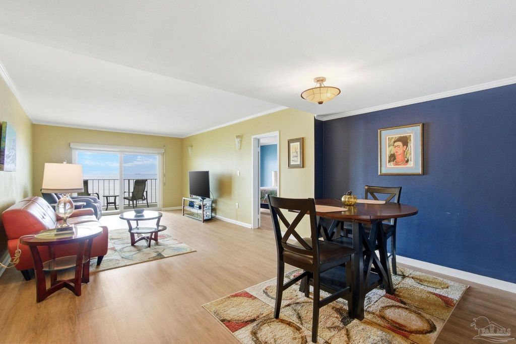 615 Bayshore Dr 502, Pensacola, FL 32507