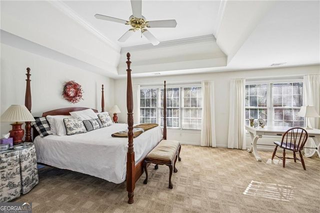 1055 Brookhaven Walk NE, Atlanta, GA 30319